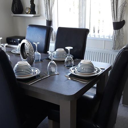 Luxury 6 Berth Lodge At Quince 10 Ferndown Exterior foto