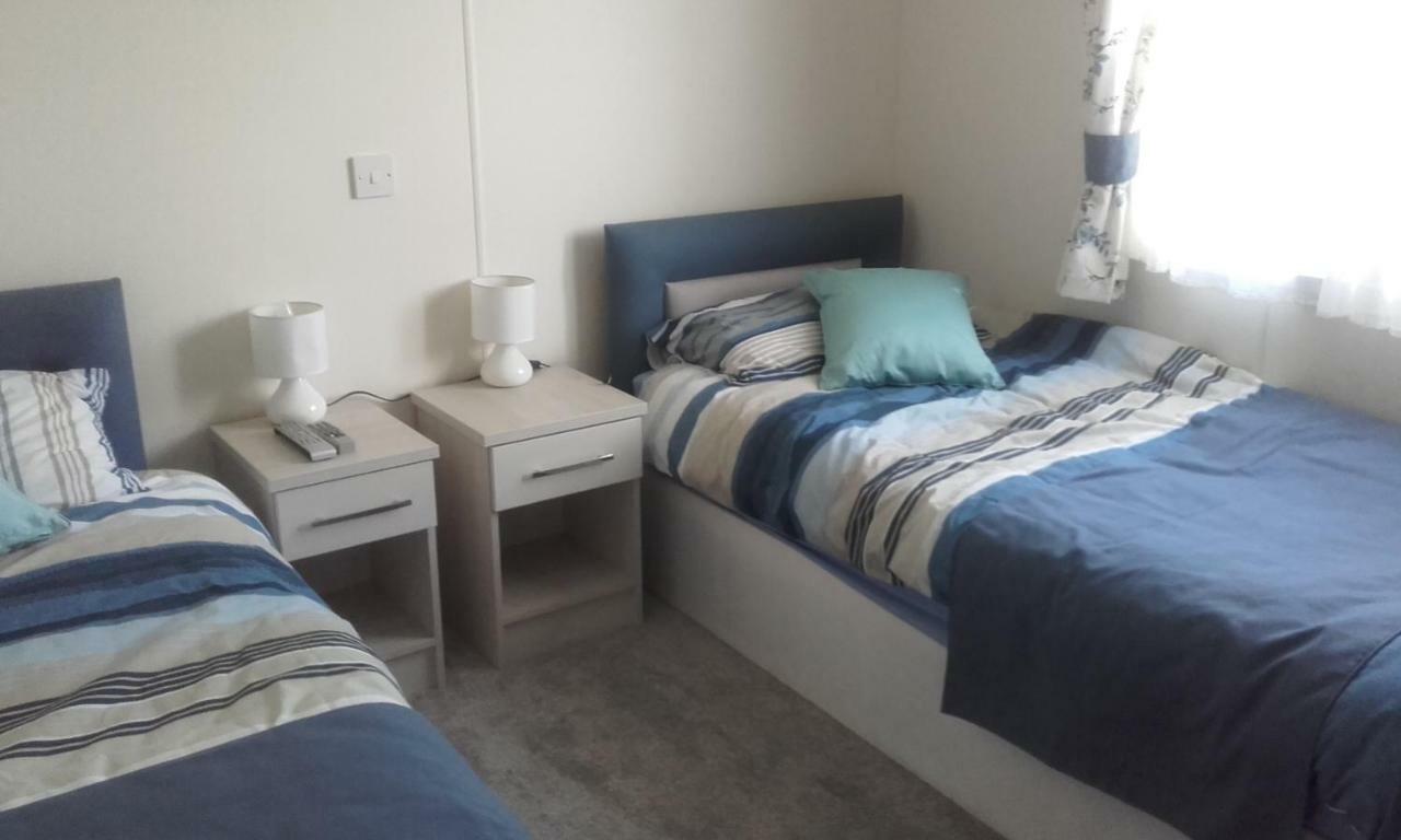 Luxury 6 Berth Lodge At Quince 10 Ferndown Exterior foto